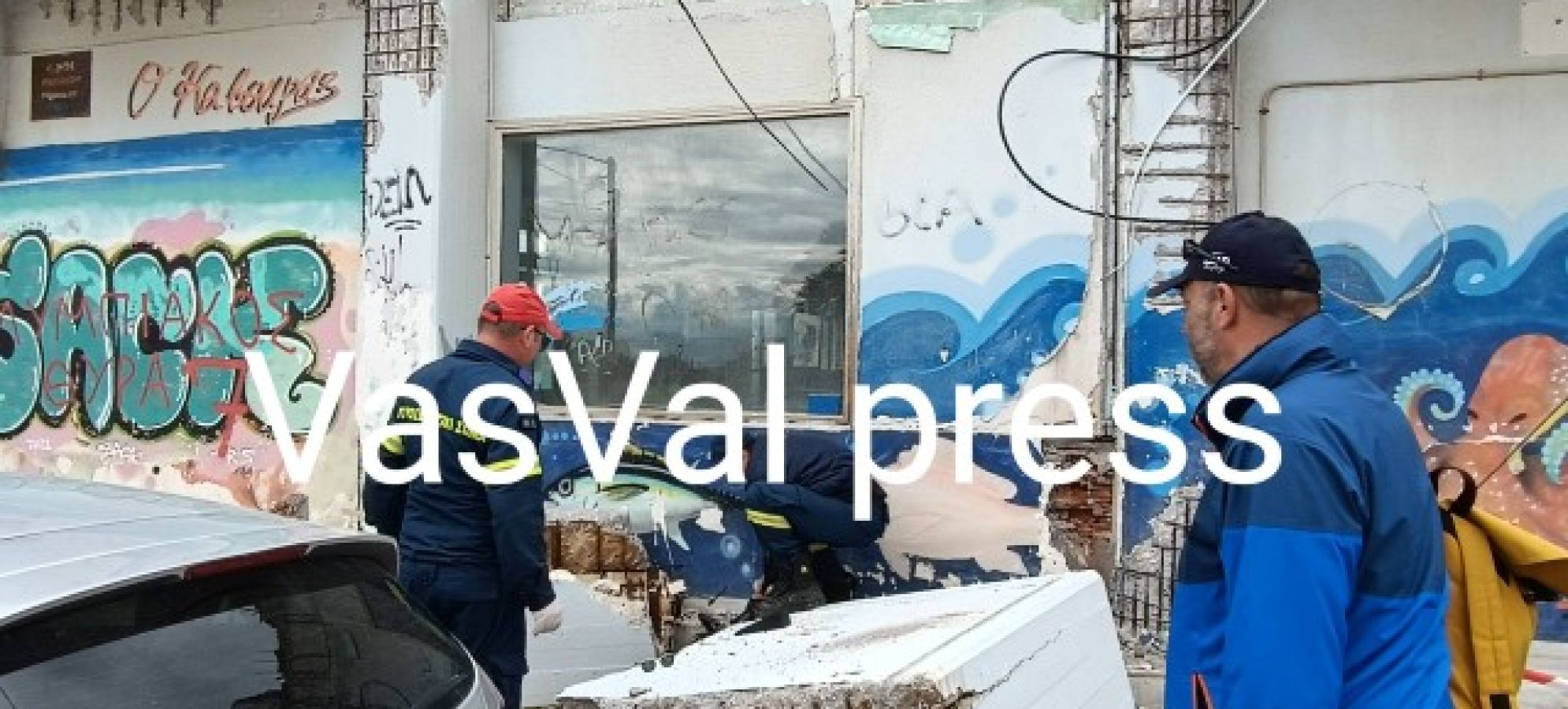 Τραγωδία στην Κόρινθο: Μια γυναίκα έχασε τη ζωή της — Τραυματίστηκαν τα δύο παιδιά της από κατάρρευση μπαλκονιού